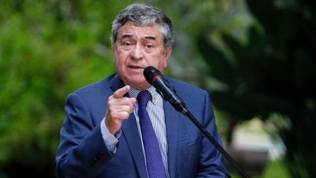 Presidente de Senado, Juan Antonio Coloma, llama a "compartir diagnósticos y a atreverse a llegar a buenos acuerdos" Presidente de Senado, Juan Antonio Coloma, llama a "compartir diagnósticos y a atreverse a llegar a buenos acuerdos"