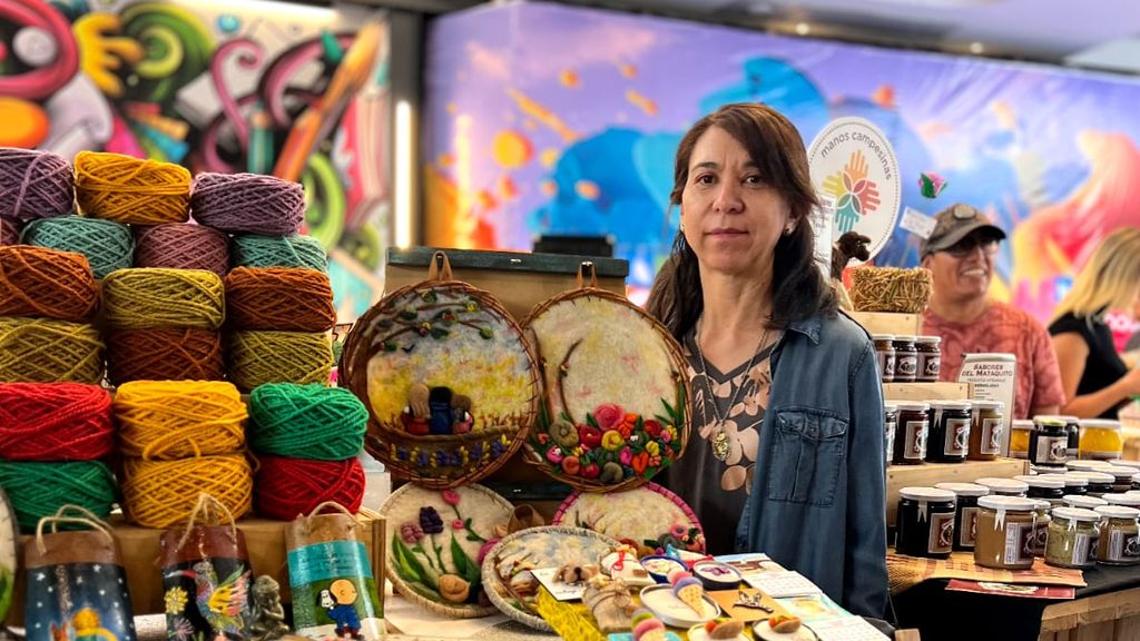 Emprendimientos talquinos reciben apoyo gratuito para comercializar sus productos Emprendimientos talquinos reciben apoyo gratuito para comercializar sus productos