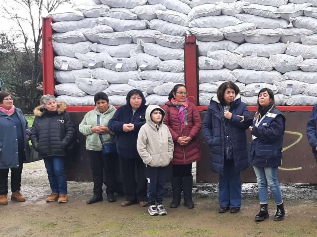 INDAP inició la entrega de alimento animal para los afectados en la Región del Maule INDAP inició la entrega de alimento animal para los afectados en la Región del Maule