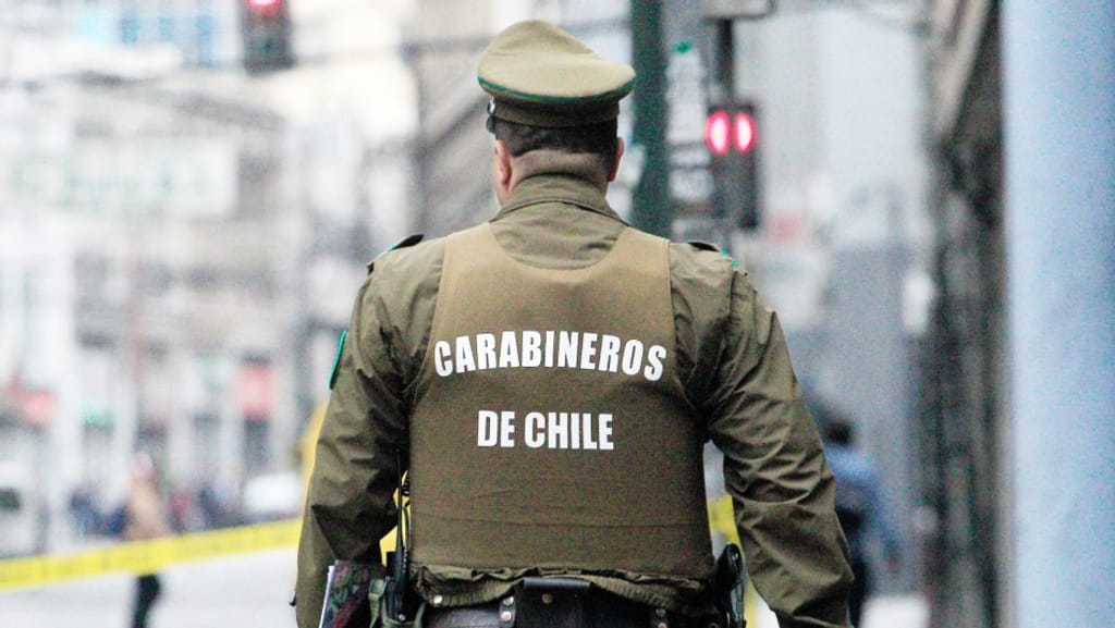 Carabineros detiene a cuatro personas por robo con violencia