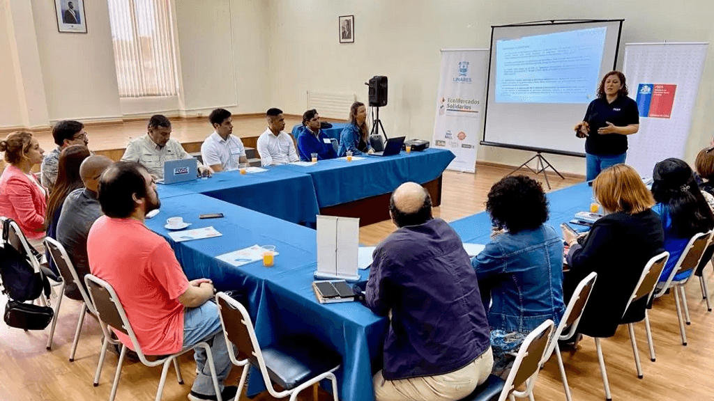 Se establece mesa de trabajo para aumentar la entrega gratuita de alimentos a través del EcoMercado solidario en Linares Se establece mesa de trabajo para aumentar la entrega gratuita de alimentos a través del EcoMercado solidario en Linares