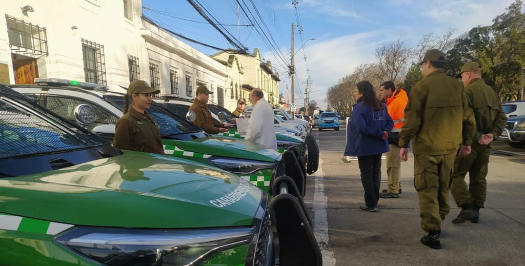 4 vehículos policiales reforzarán la búsqueda de personas extraviadas en el Río Ancoa 4 vehículos policiales reforzarán la búsqueda de personas extraviadas en el Río Ancoa