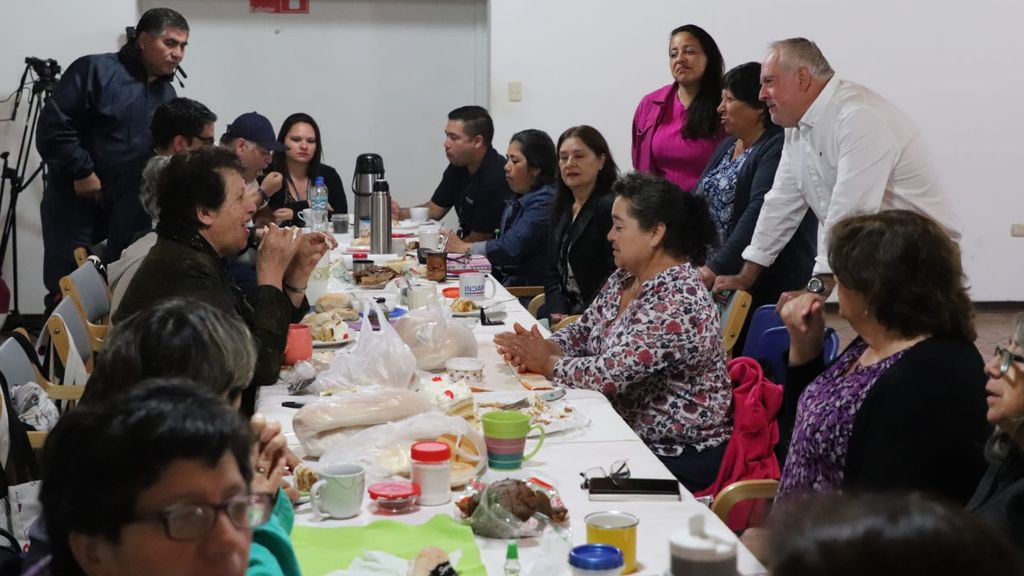 Mesa de la Mujer Rural de Longaví recibe capacitación en emprendimientos económicos Mesa de la Mujer Rural de Longaví recibe capacitación en emprendimientos económicos