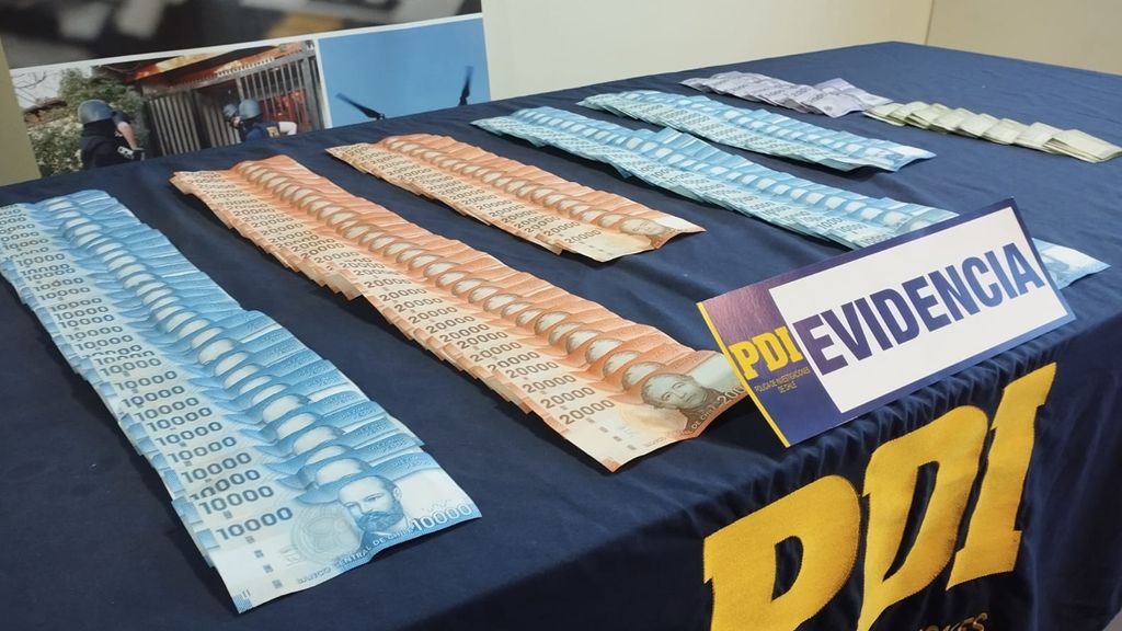 PDI detuvo en flagrancia a madre e hija por hurto a bencinera en Villa Alegre PDI detuvo en flagrancia a madre e hija por hurto a bencinera en Villa Alegre