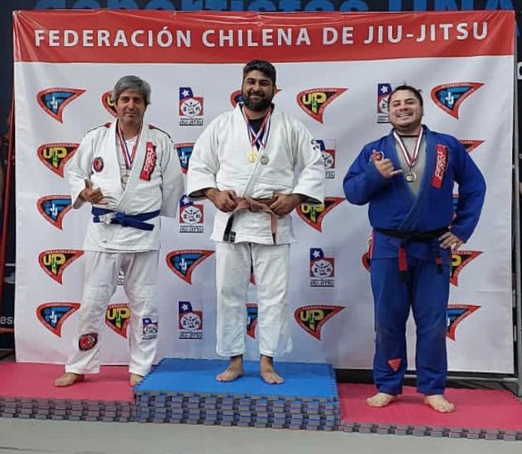 Dojo Mori escuela Arias Jiujitsu de Linares obtiene medallas de oro Dojo Mori escuela Arias Jiujitsu de Linares obtiene medallas de oro