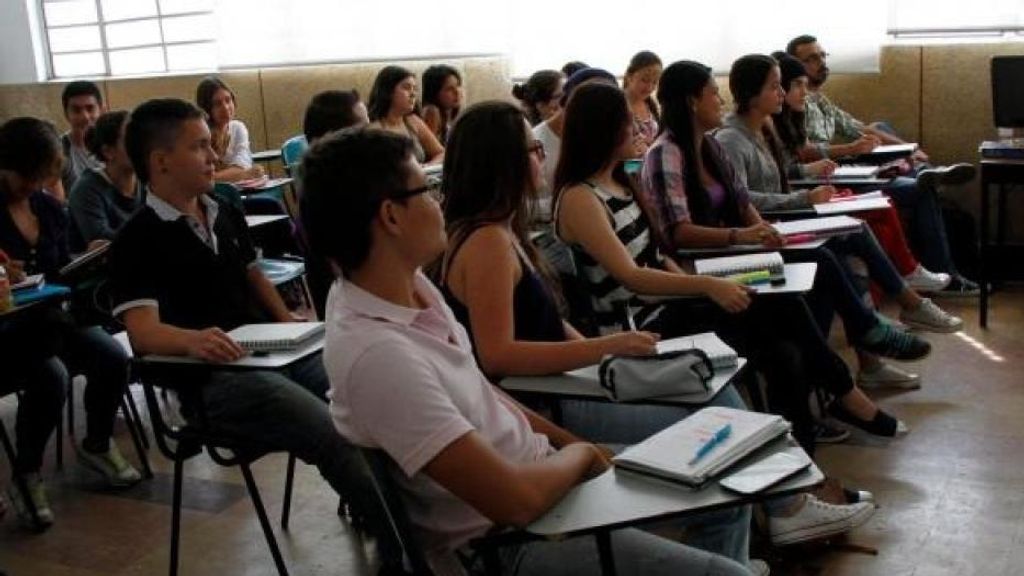 Primer congreso de innovación educativa "Experiencias para desafiar el aprendizaje en el siglo XXl" Primer congreso de innovación educativa "Experiencias para desafiar el aprendizaje en el siglo XXl"