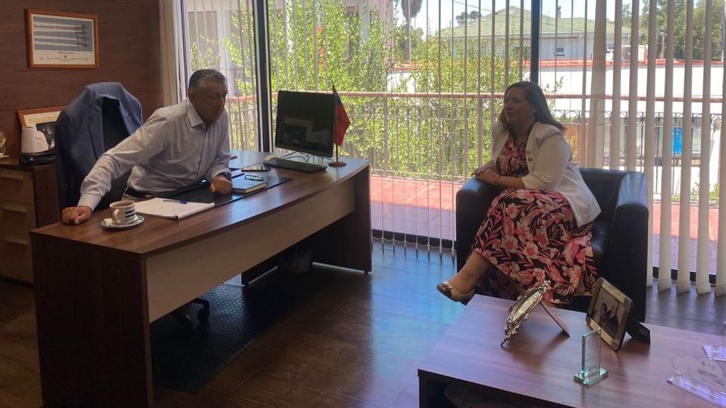 Senadora Vodanovic se compromete con las gestiones para subsanar el déficit habitacional en Rauco Senadora Vodanovic se compromete con las gestiones para subsanar el déficit habitacional en Rauco