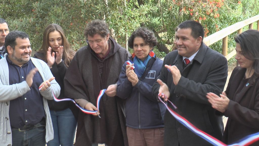 Inauguración de Nueva Pasarela en el Humedal Urbano El Totoral por la Ministra del Medio Ambiente Inauguración de Nueva Pasarela en el Humedal Urbano El Totoral por la Ministra del Medio Ambiente