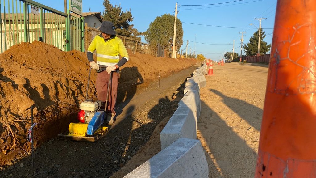 Comenzó la Reposición de Veredas en Calle Lincoln y la instalación de Zarpas y Soleras en Calle Los Boldos Sur en El Tabo Comenzó la Reposición de Veredas en Calle Lincoln y la instalación de Zarpas y Soleras en Calle Los Boldos Sur en El Tabo