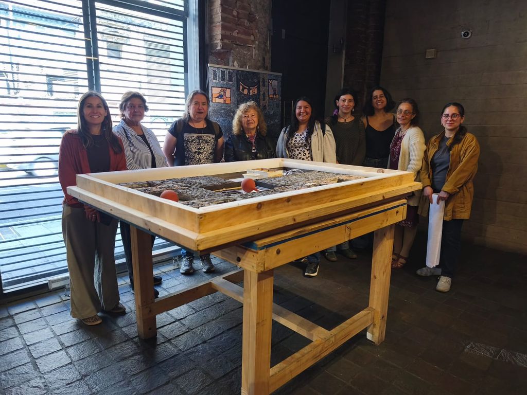 La historia del estudiante de Duoc UC Valparaíso que es parte del equipo a cargo de la restauración de la Cruz del Altar de la Capilla de Villa Independencia