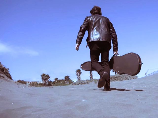 Conoce “Yo pienso en ti”: el nuevo videoclip musical lanzado por el destacado artista sanantonino Coke Betancourt