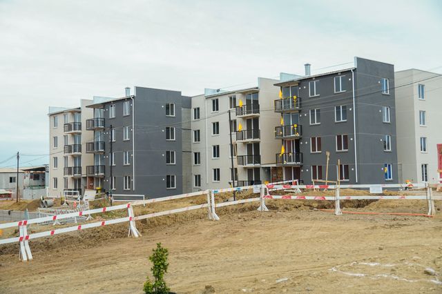 Megaproyecto “Altos Del Valle” Para 384 Familias De San Antonio Alcanza Un 43% De Avance