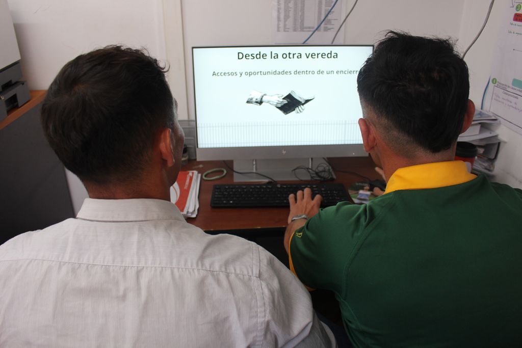 Educación tras las rejas: internos del penal de Valparaíso presentan investigación en foro internacional