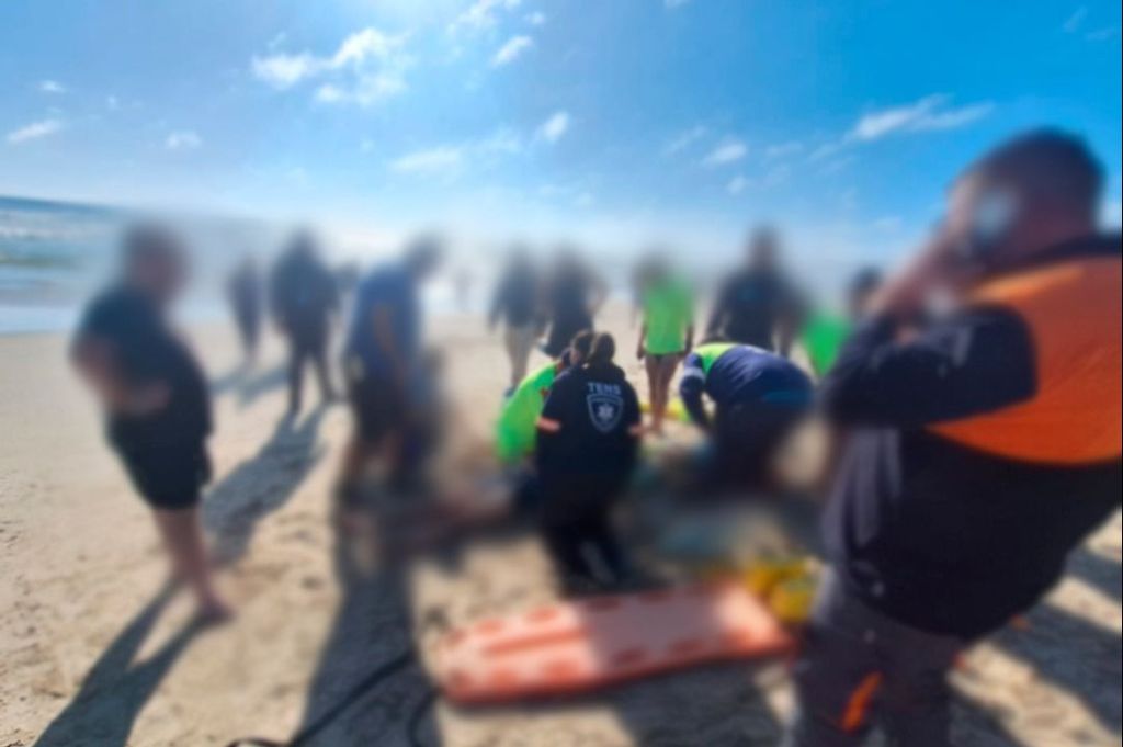 Hombre murió ahogado frente a su familia en fatal tarde de playa Hombre murió ahogado frente a su familia en fatal tarde de playa