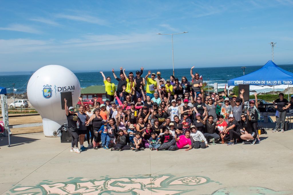 Zumbatón Masiva 2025 reunió a la comunidad en torno a la actividad física en El Tabo