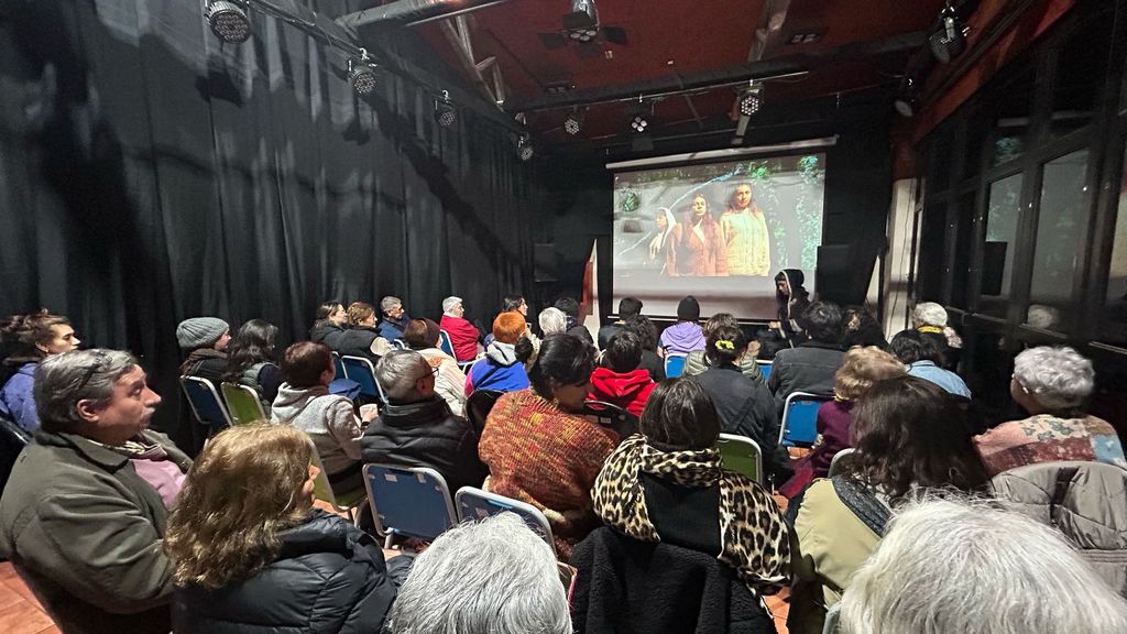 Terrapolis despide su ciclo en el litoral con emotivo encuentro en El Quisco y continúa en Santiago Terrapolis despide su ciclo en el litoral con emotivo encuentro en El Quisco y continúa en Santiago
