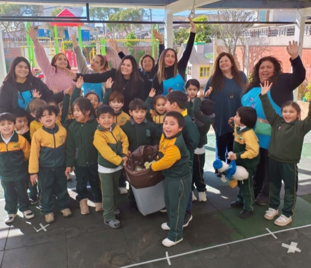 Escuela Pre Básica Peter Pan de San Antonio obtiene el Primer Lugar en el concurso Soprole Sonrisa Circular 2025