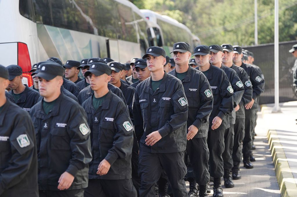 Alumnos de Gendarmería Alumnos de Gendarmería