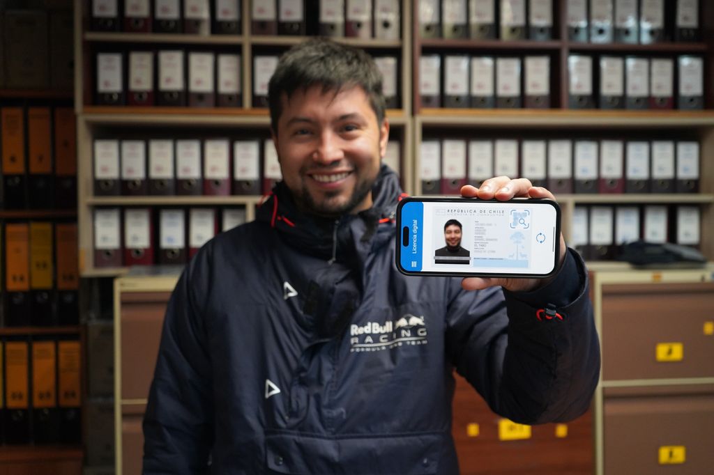 El Tabo se suma al sistema nacional de licencias de conducir digitales y avanza en la modernización del servicio público El Tabo se suma al sistema nacional de licencias de conducir digitales y avanza en la modernización del servicio público