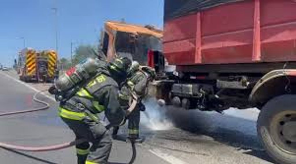 images (13) images (13)