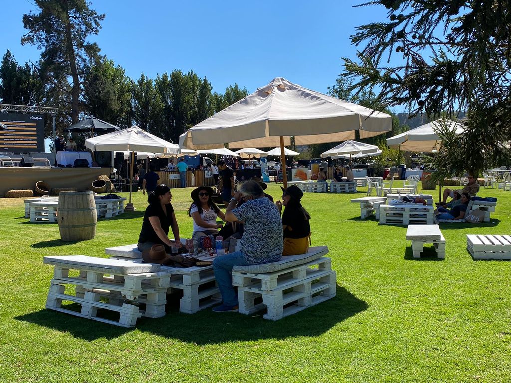 WhatsApp Image 2024-03-30 at 1 WhatsApp Image 2024-03-30 at 1