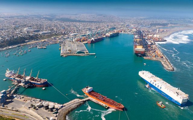 Puerto San Antonio confirma registro final de empresas y consorcios precalificados que podrán presentar sus ofertas para construir Puerto Exterior Puerto San Antonio confirma registro final de empresas y consorcios precalificados que podrán presentar sus ofertas para construir Puerto Exterior