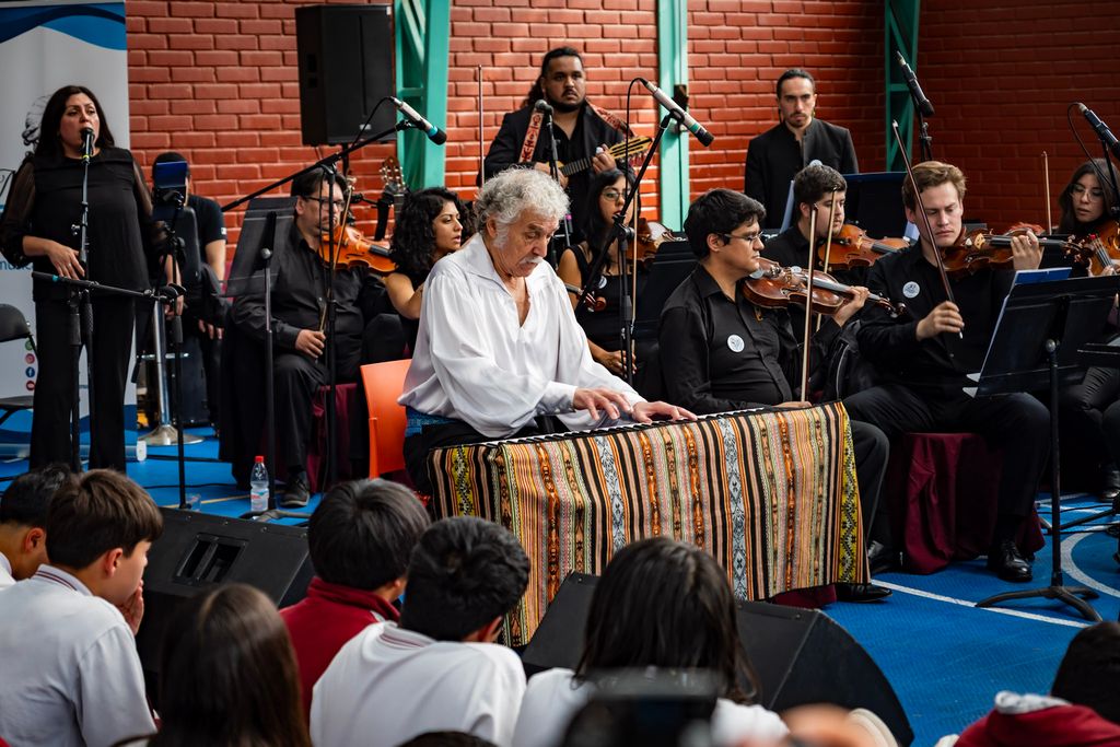 Paseo Sinfónico Rural llevó la música a comunidades educativas de San Antonio Paseo Sinfónico Rural llevó la música a comunidades educativas de San Antonio