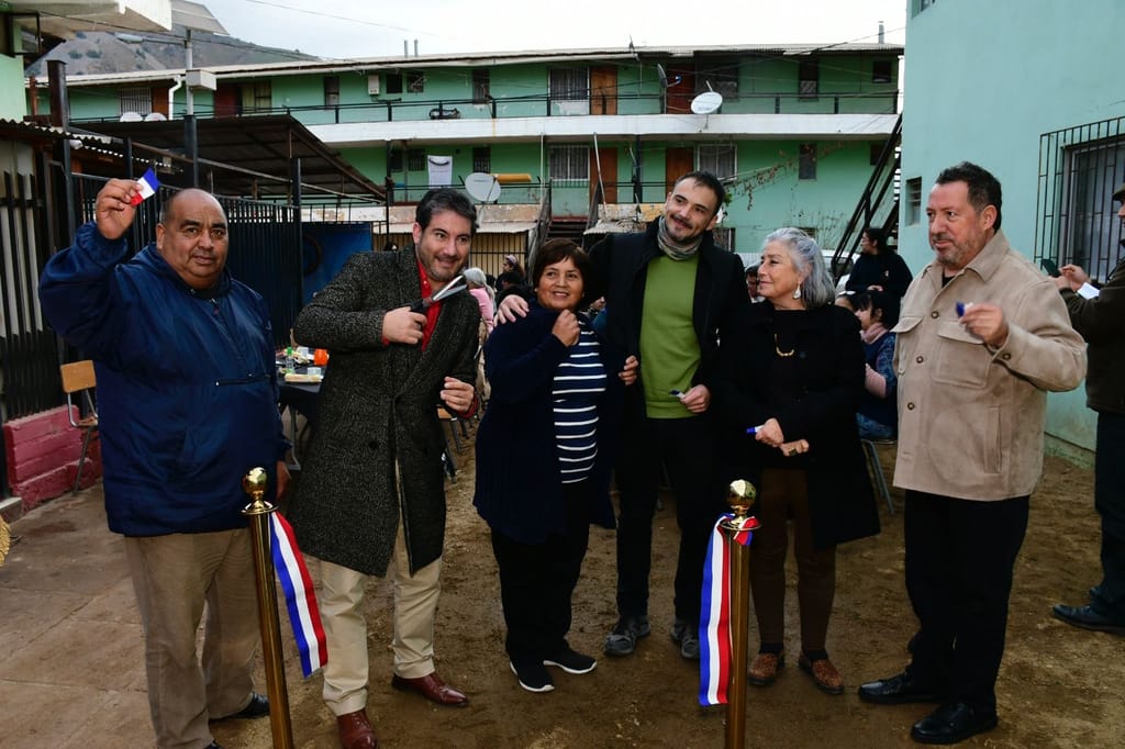 Inauguran proyecto de reposición de la red de alcantarillado Inauguran proyecto de reposición de la red de alcantarillado