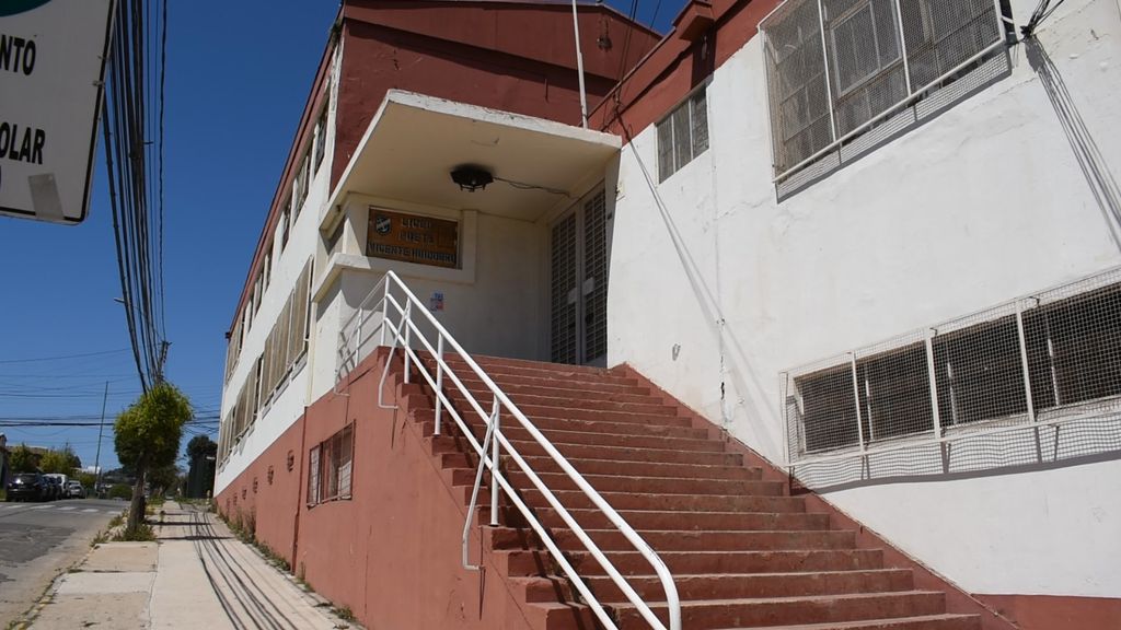 Liceo Poeta Vicente Huidobro de Cartagena Liceo Poeta Vicente Huidobro de Cartagena