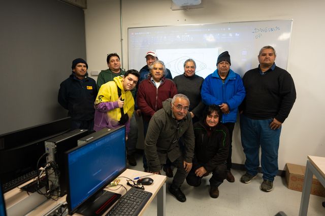 Puerto San Antonio impulsa curso de AutoCAD para preparar a trabajadores de la construcción