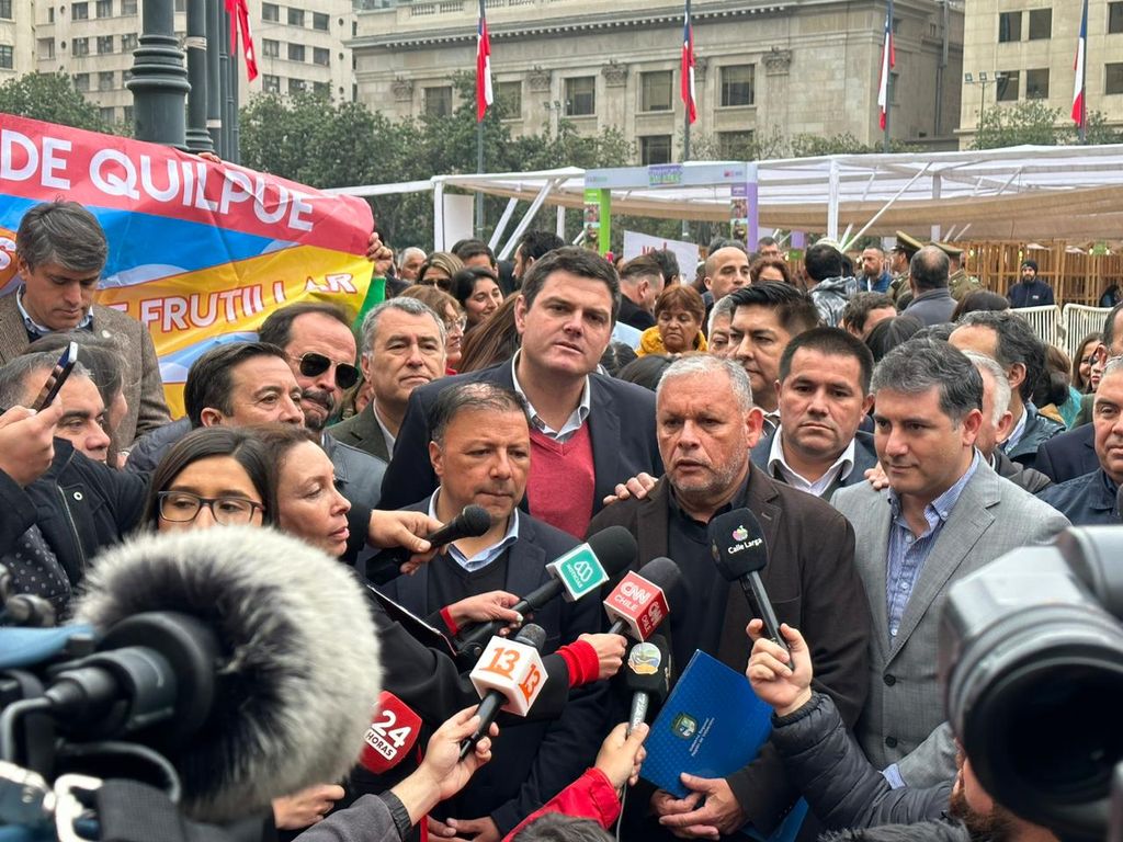alcaldes y gobernador de VR