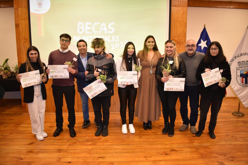 entregan becas entregan becas