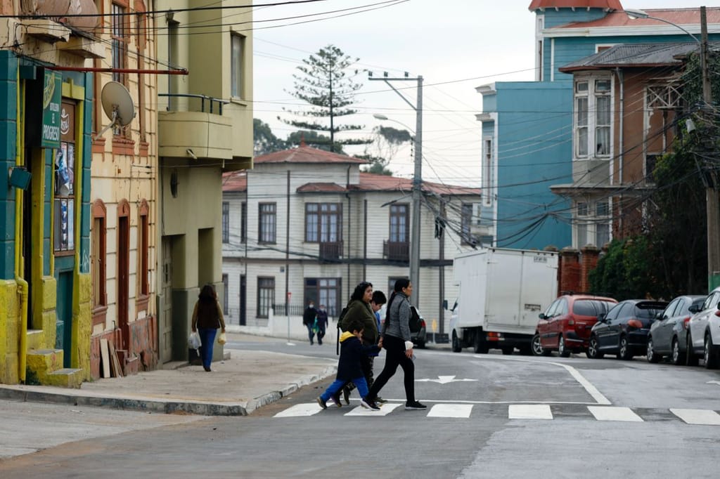 Más de $6 mil millones se invirtieron en obras de veredas y calles en Playa Ancha Más de $6 mil millones se invirtieron en obras de veredas y calles en Playa Ancha