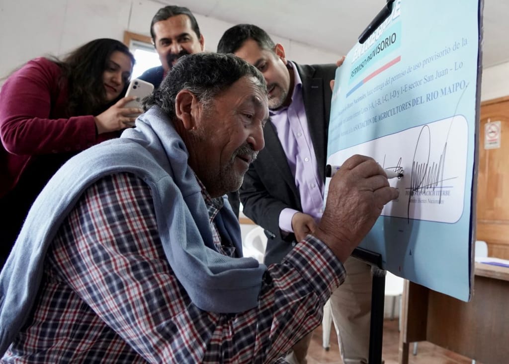 Bienes Nacionales visita a agricultores y zonas afectadas por emergencia meteorológica en la región de Valparaíso Bienes Nacionales visita a agricultores y zonas afectadas por emergencia meteorológica en la región de Valparaíso