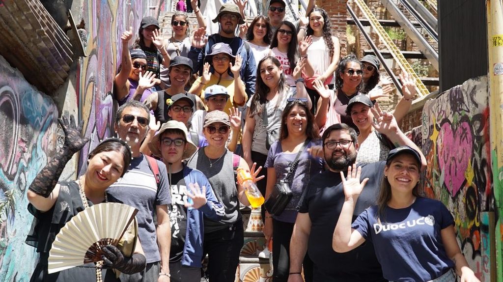 Ser turista en tu propia ciudad: Cartelera Cultural de Duoc UC Sede Valparaíso invita a recorrer los secretos del Barrio Almendral Ser turista en tu propia ciudad: Cartelera Cultural de Duoc UC Sede Valparaíso invita a recorrer los secretos del Barrio Almendral