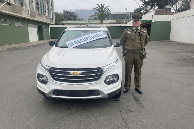 HF4-qGPasAAYHlP (2) HF4-qGPasAAYHlP (2)