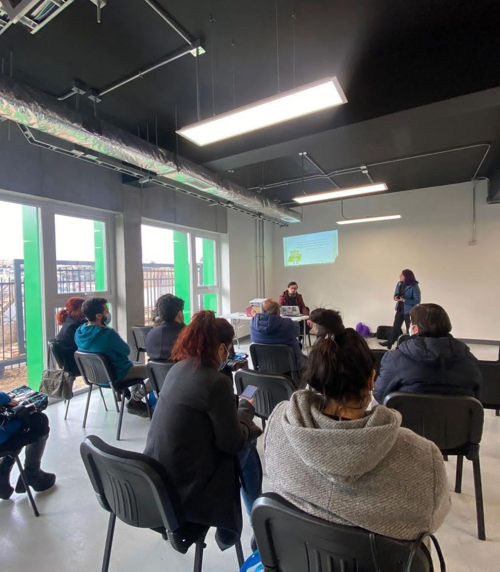 foto referencial foto referencial