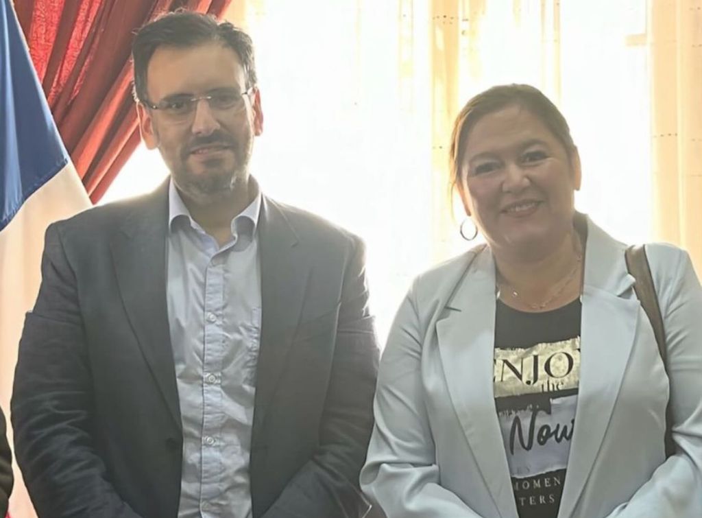 Diputado Tomás de Rementería y concejala Paola Améstica gestionan compra de terreno para proyecto habitacional Diputado Tomás de Rementería y concejala Paola Améstica gestionan compra de terreno para proyecto habitacional