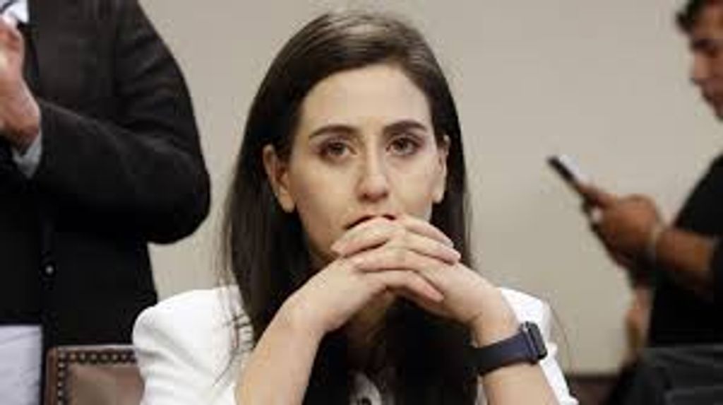 images (17) images (17)