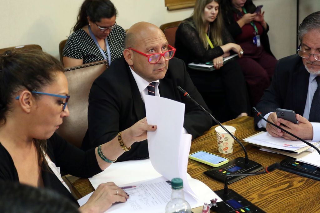 FERNANDO BORQUEZ FERNANDO BORQUEZ