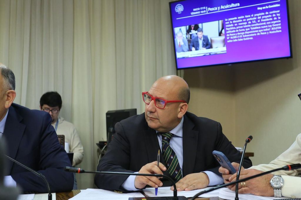 WhatsApp Image 2024-06-24 at 2 WhatsApp Image 2024-06-24 at 2