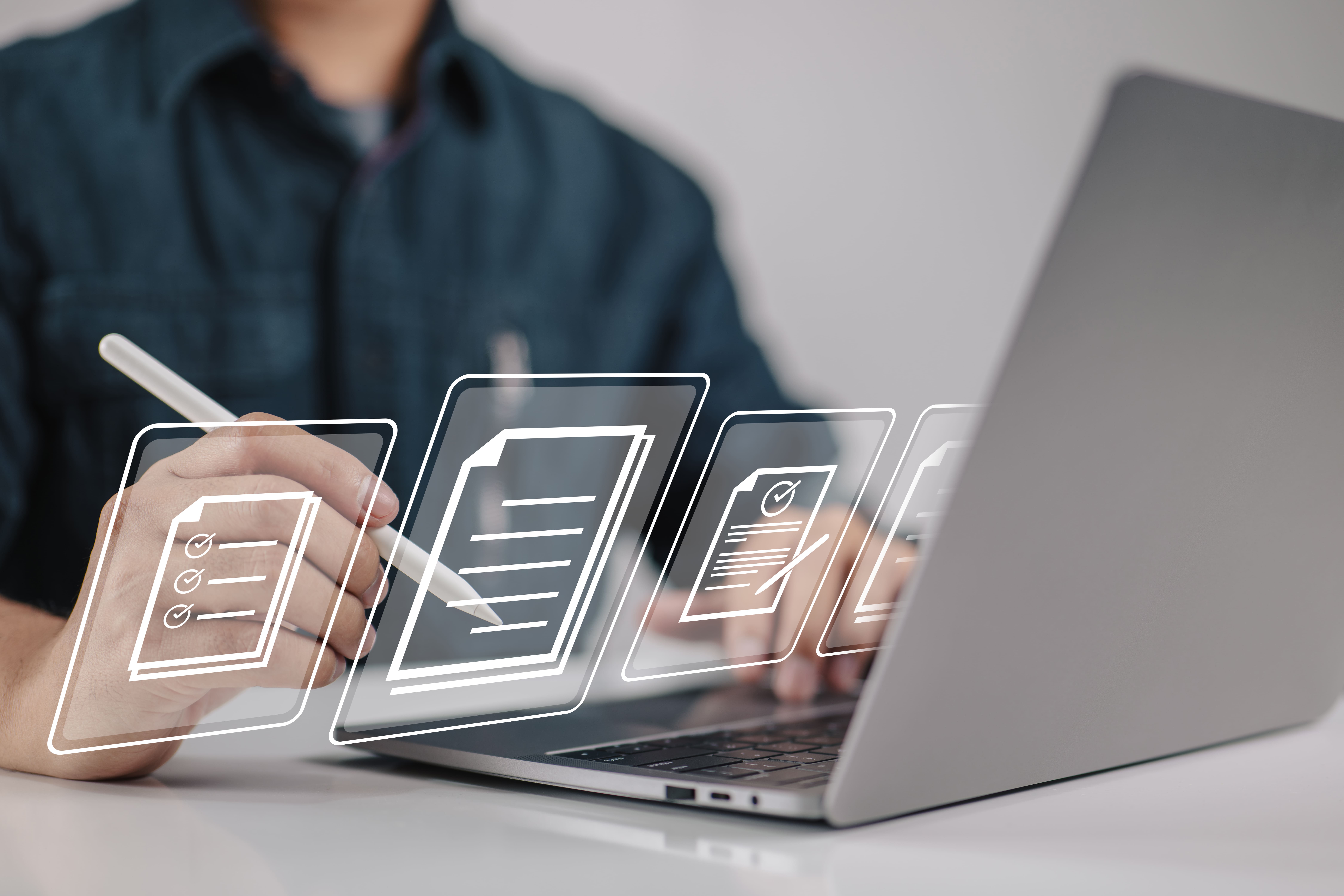 ideas-gestion-diseno-documentos-lugar-trabajo-papel-hombre-negocios-firma-documento-electronico-que-muestra-pantalla-cuaderno-virtual-lapiz-optico (1) ideas-gestion-diseno-documentos-lugar-trabajo-papel-hombre-negocios-firma-documento-electronico-que-muestra-pantalla-cuaderno-virtual-lapiz-optico (1)