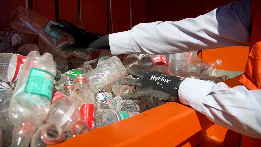 Reciclaje de botellas Reciclaje de botellas