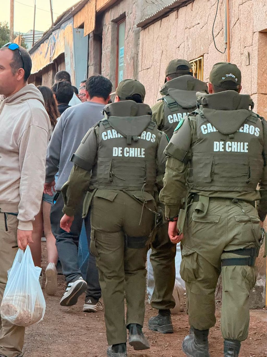 Carabineros en ayquina