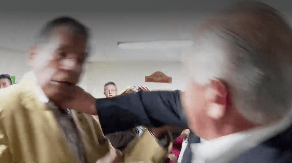 Pelea en sierra gorda candidatos a la alcadia Pelea en sierra gorda candidatos a la alcadia