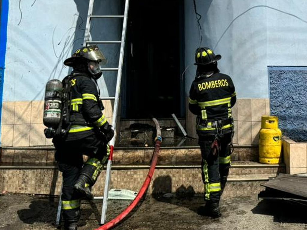 Imagen de WhatsApp 2023-12-04 a las 15 Imagen de WhatsApp 2023-12-04 a las 15