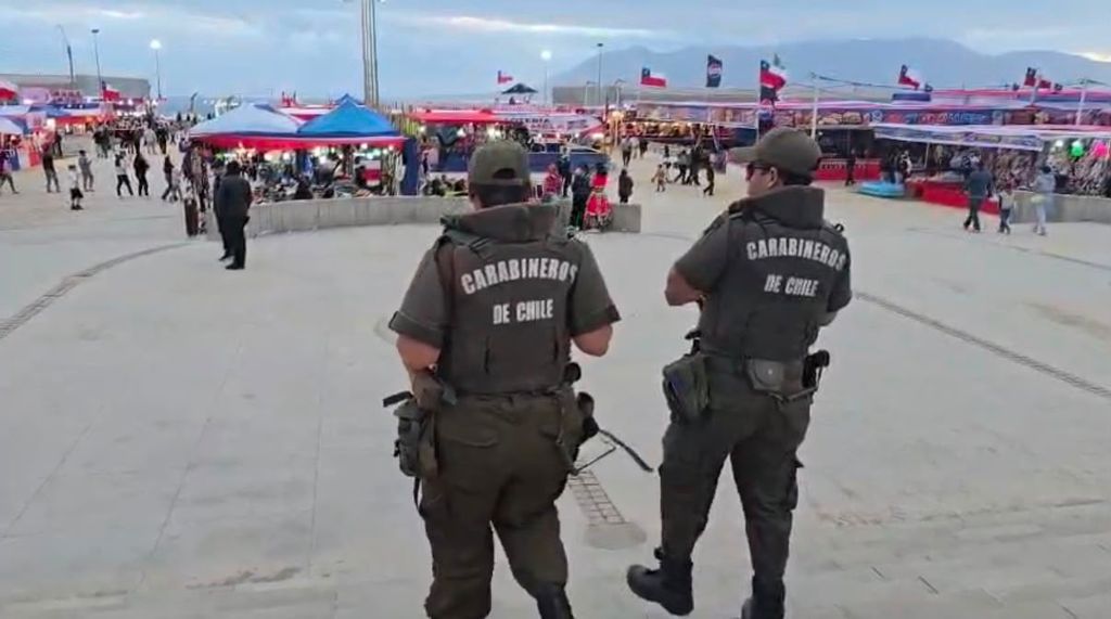 Carabineros en fondas