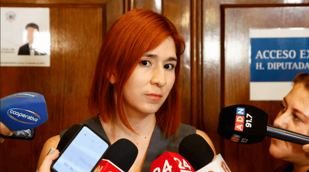 CATALINA PEREZ CATALINA PEREZ