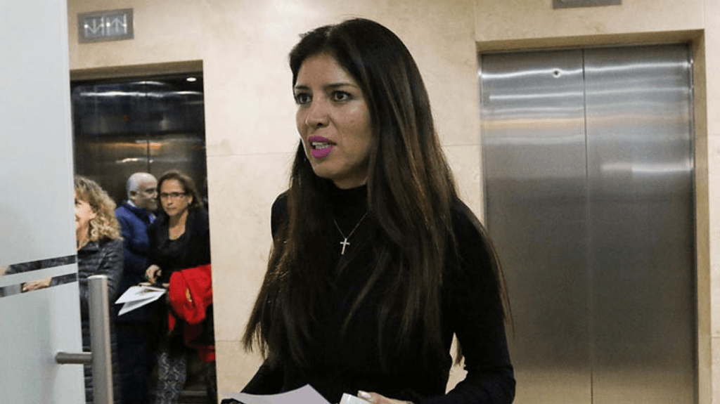 karen rojo karen rojo