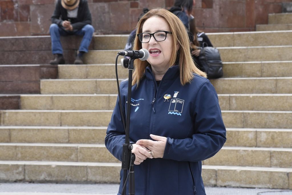 karen behrens karen behrens